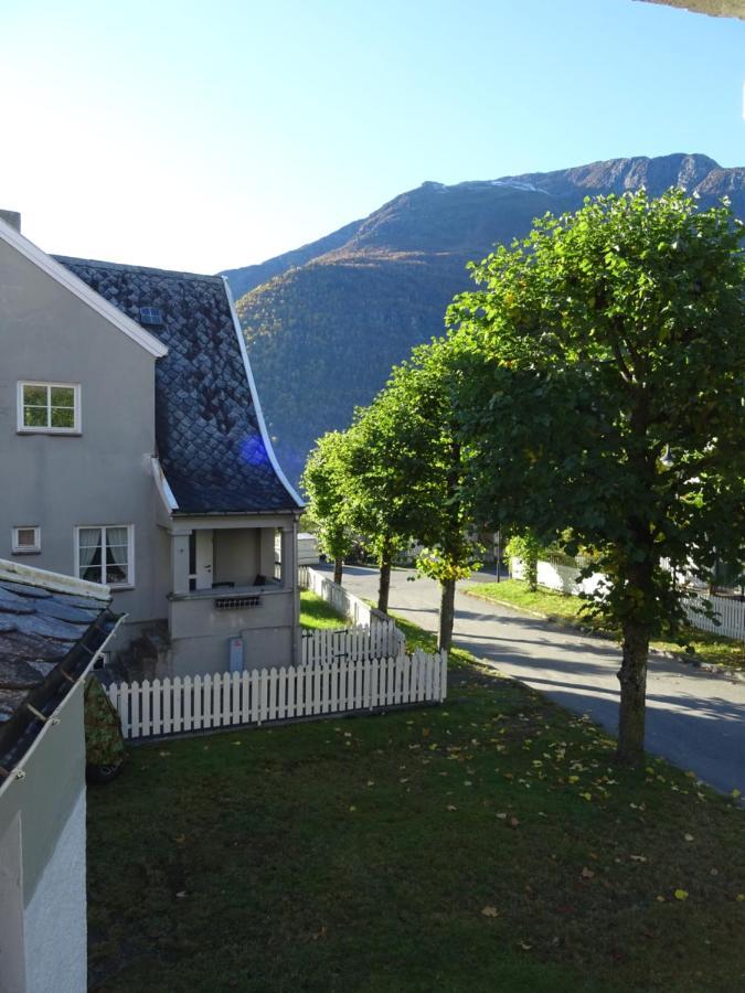 Вілла Fjordshelter- Cozy Townhouse Тисседаль Екстер'єр фото